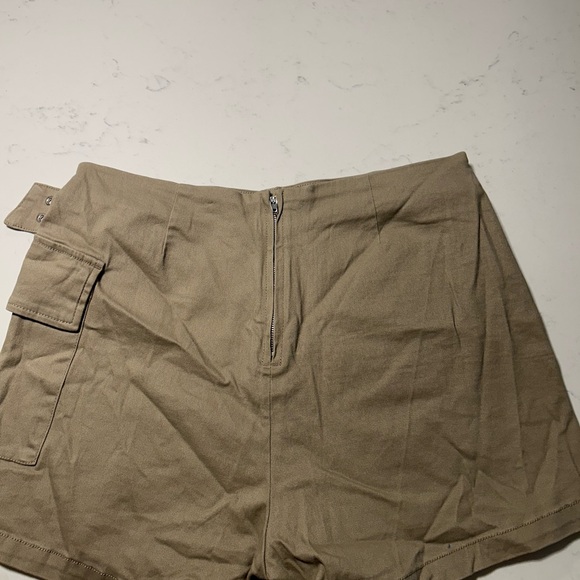 Active USA Khaki Women's Skorts with Silver Buckle - Picture 4 of 7